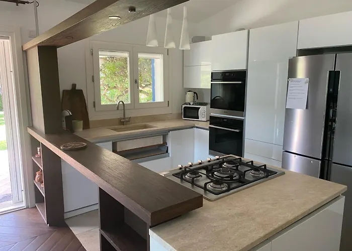 Seaside Elegance 50m From The Vakantiehuis Olbia