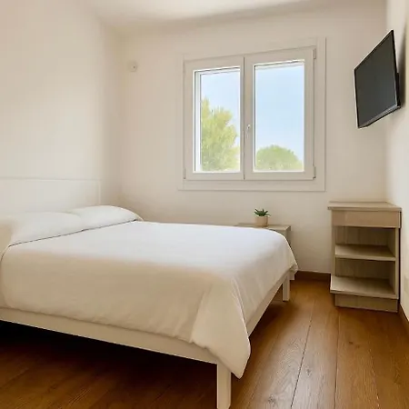 Seaside Elegance 50m From The וילה